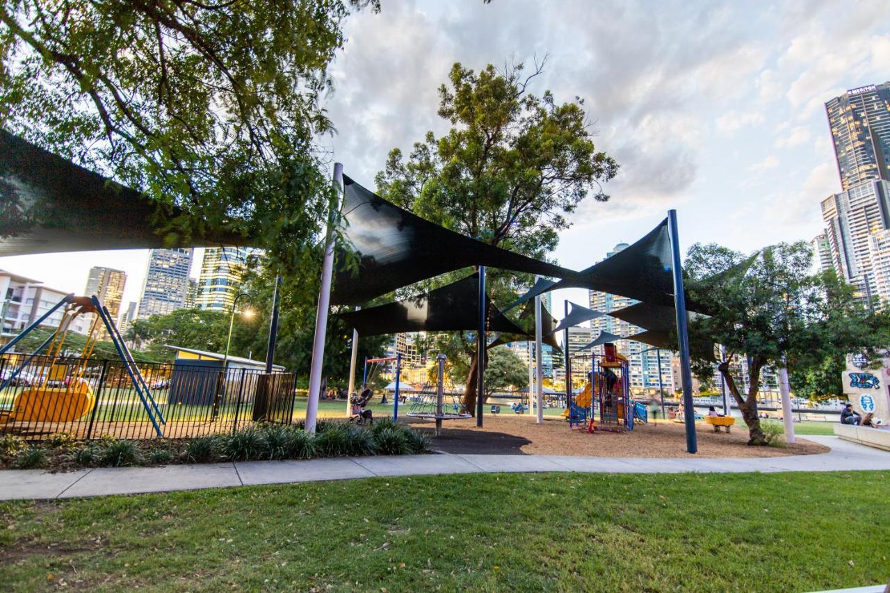 City Star Lodge Brisbane Bagian luar foto