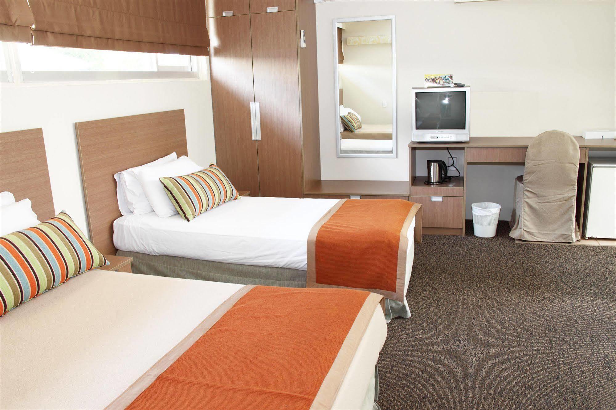 City Star Lodge Brisbane Bagian luar foto